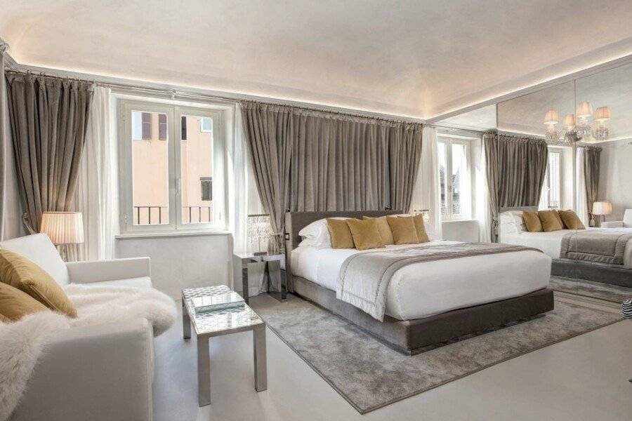 Palazzo Nainer hotel bedroom