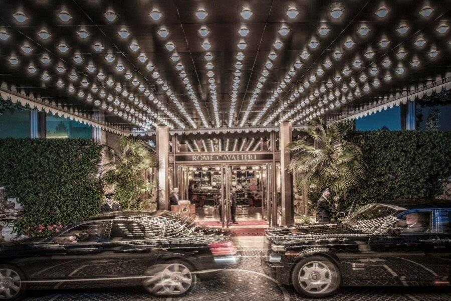 Rome Cavalieri, A Waldorf Astoria Hotel facade, lobby