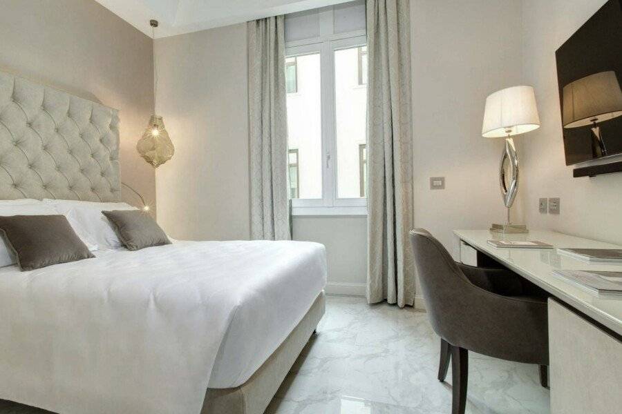 Aleph Hotel, Curio Collection By Hilton hotel bedroom