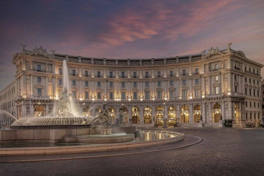 Anantara Palazzo Naiadi Hotel - A Leading Hotel of the World facade