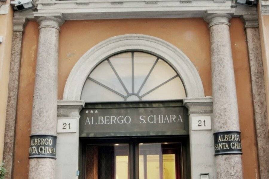 Hotel Albergo Santa Chiara facade