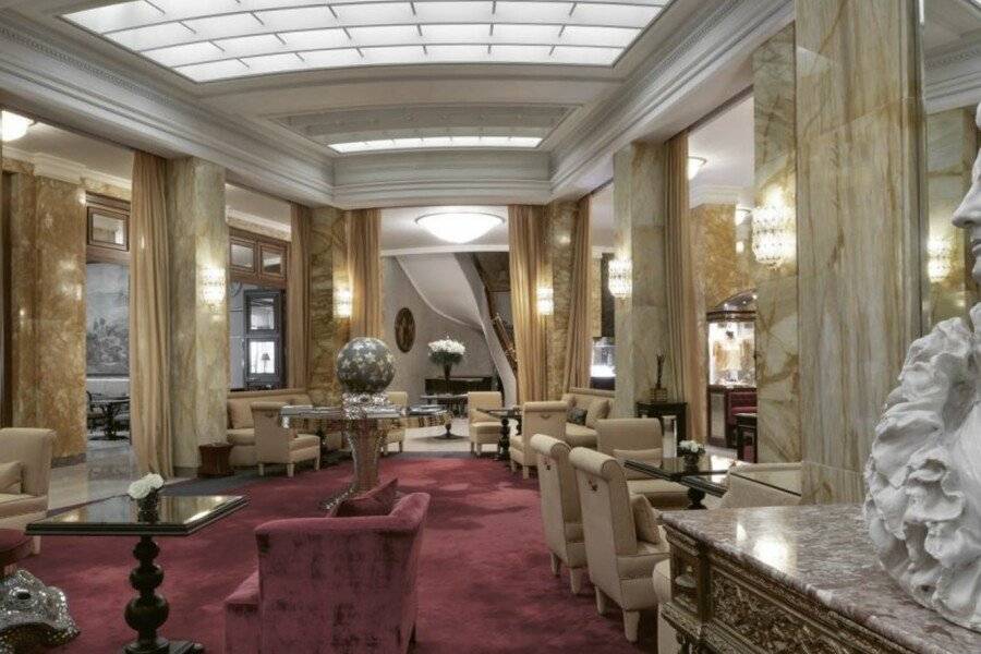 Hassler Roma lobby