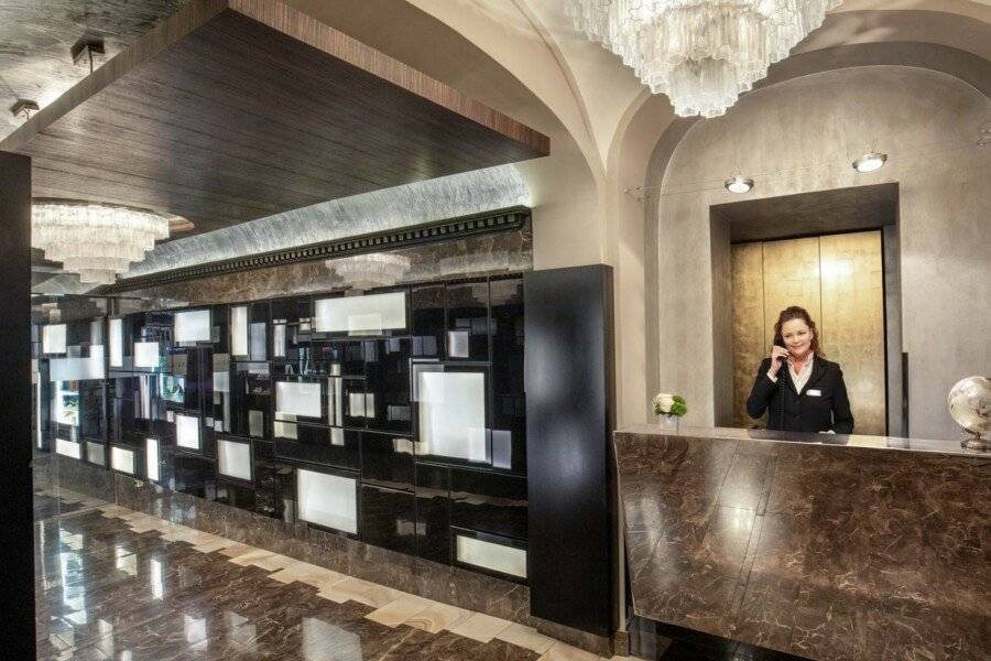 The Style, Rome lobby,front desk,