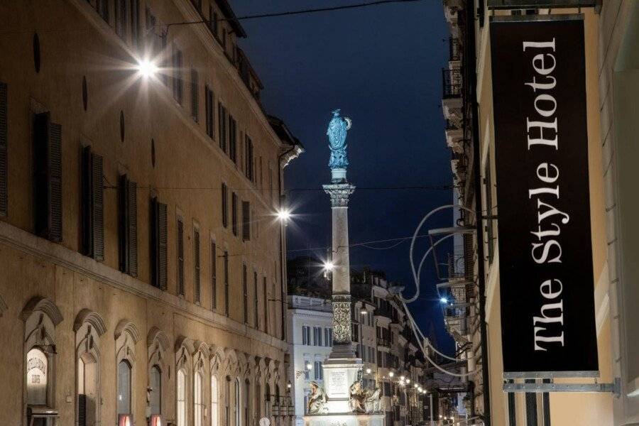 The Style, Rome , facade