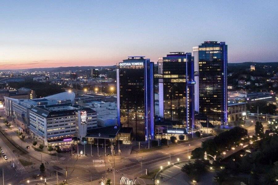 Gothia Towers & Upper House , facade