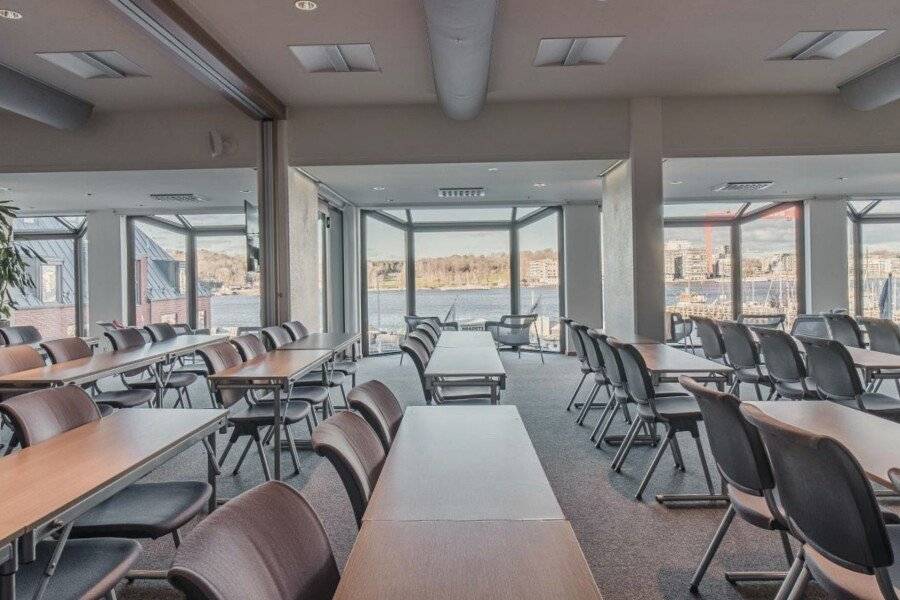 Quality Hotel Waterfront conference room,meeting room