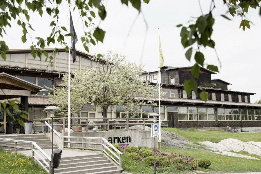 Arken Hotel & Art Garden Spa facade