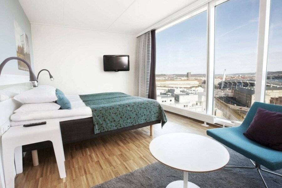 Scandic Opalen hotel bedroom,ocean view