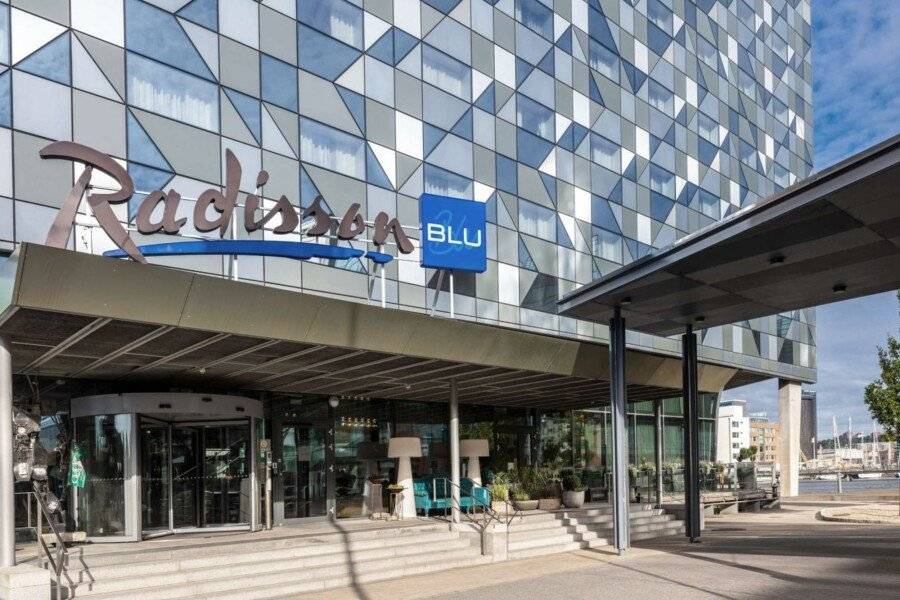 Radisson Blu Riverside Hotel facade,hotel facade