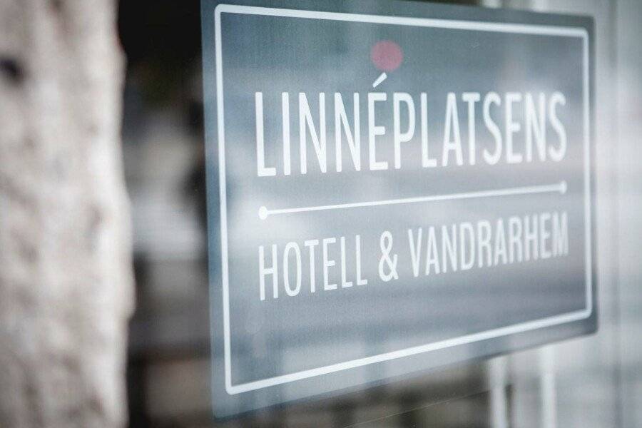 Linnéplatsens Hotell & Vandrarhem 