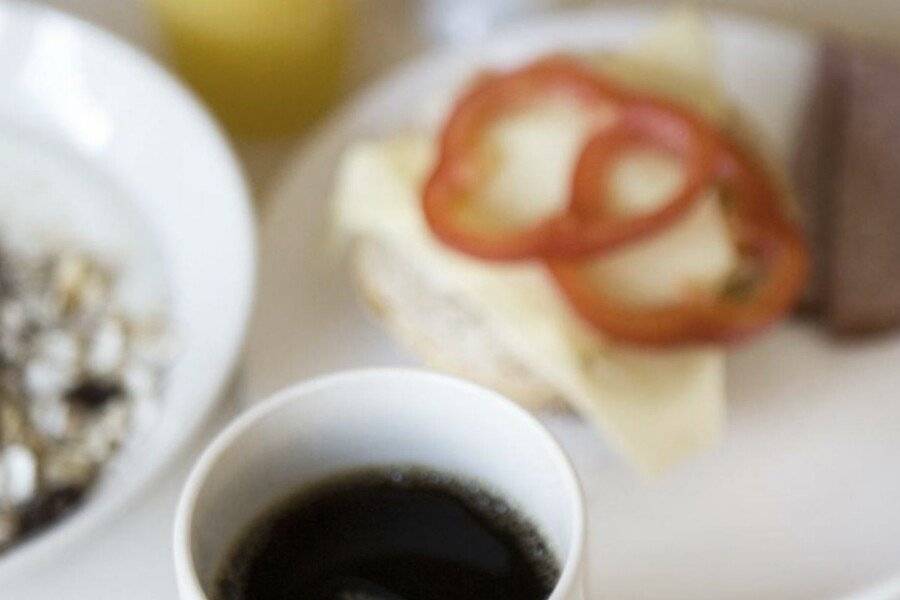 Slottsskogen Hotel breakfast