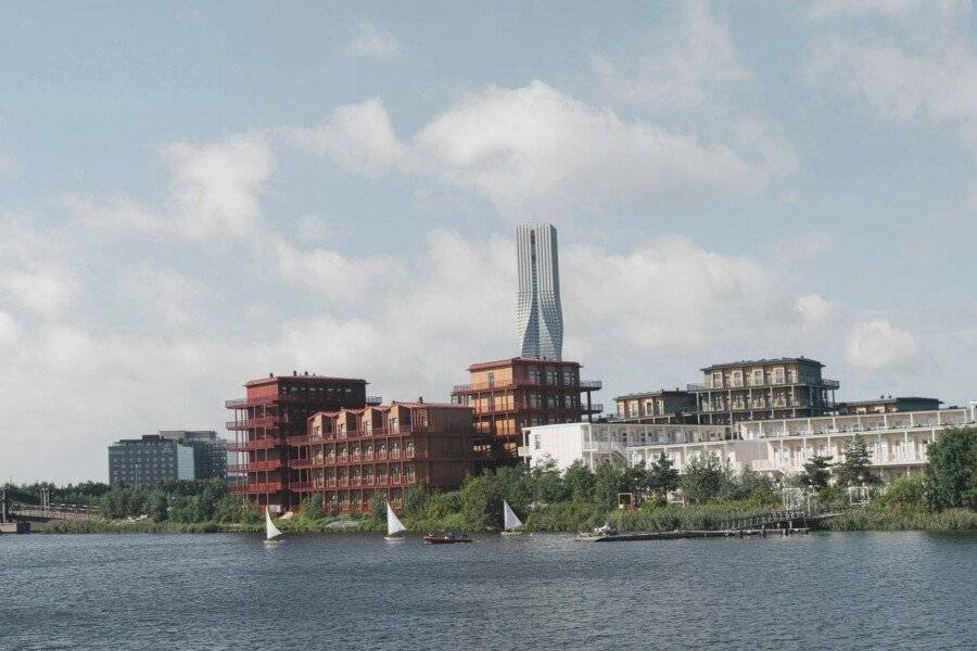 Waterfront Cabins , facade