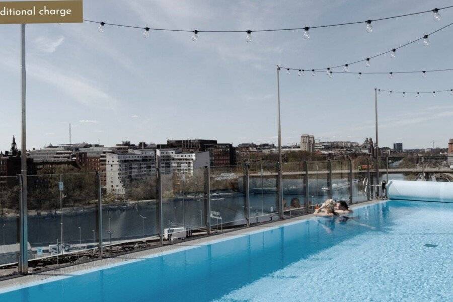 Clarion Hotel Sign rooftop pool,ocean view