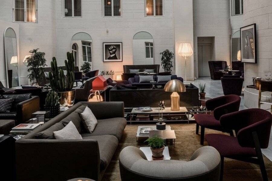 Nobis Hotel, a Member of Design Hotels™ lobby