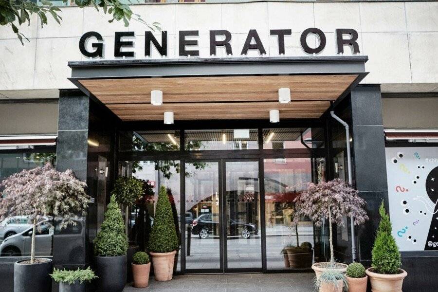 Generator facade