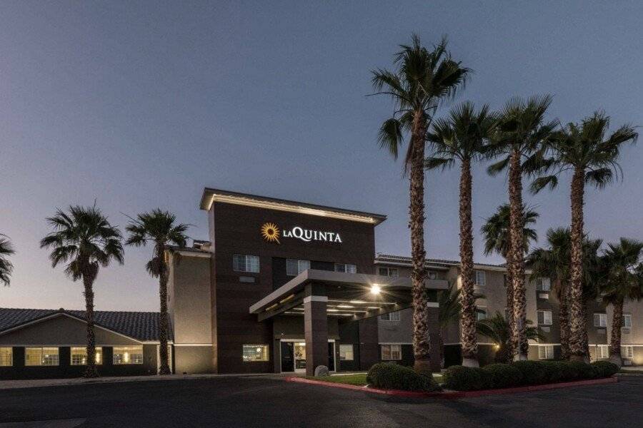 La Quinta Inn & Suites by Wyndham Nellis facade