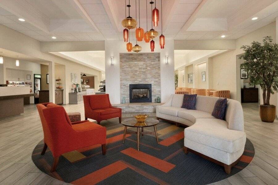 Homewood Suites by Hilton Airport lobby