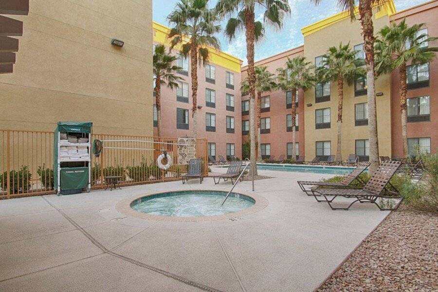 Homewood Suites by Hilton Airport , jacuzzi, hotel facade