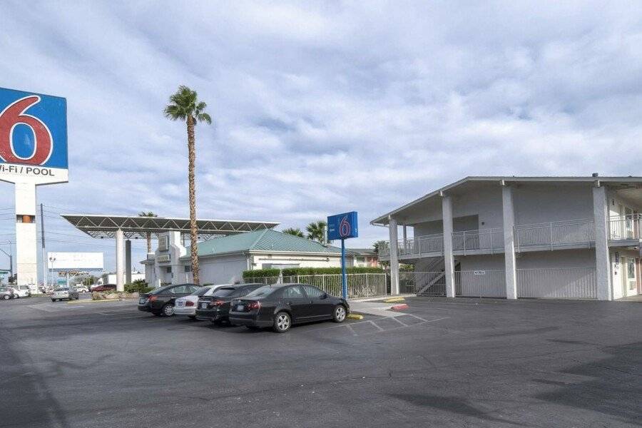 Motel 6-Las Vegas, NV - Tropicana 