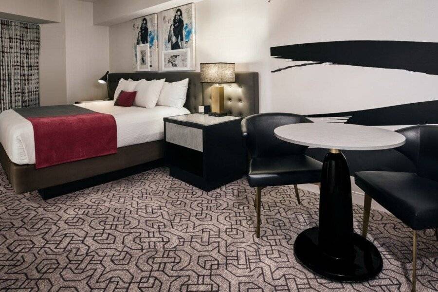 Planet Hollywood Resort & Casino hotel bedroom