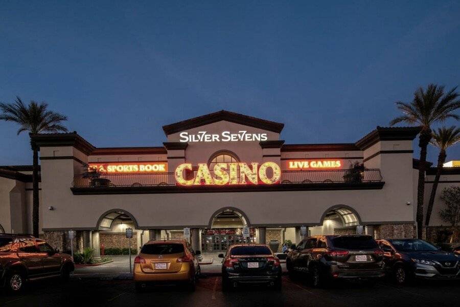 Silver Sevens Hotel & Casino casino,