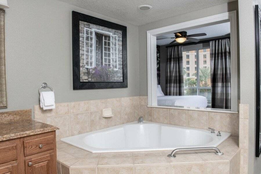 Club Wyndham Grand Desert bathtub