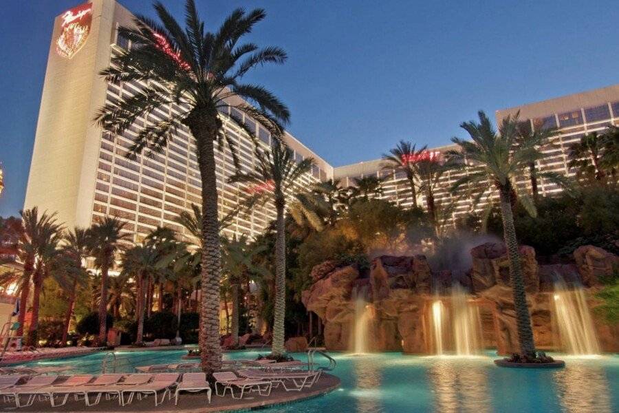 Flamingo Hotel & Casino facade, outdoor pool