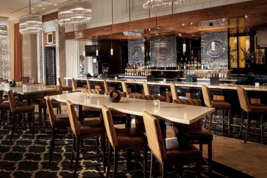 Trump International Hotel restaurant, bar