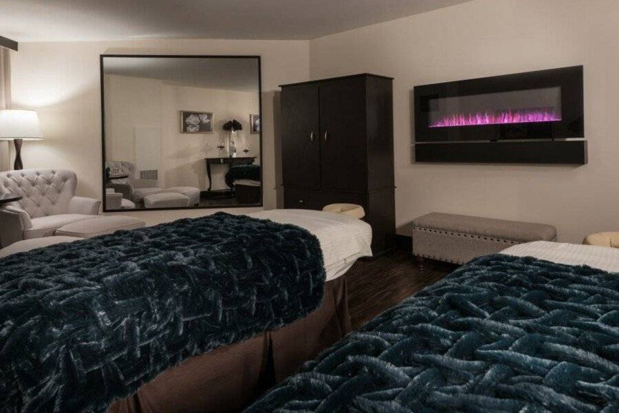 Harrah's Hotel & Casino hotel bedroom