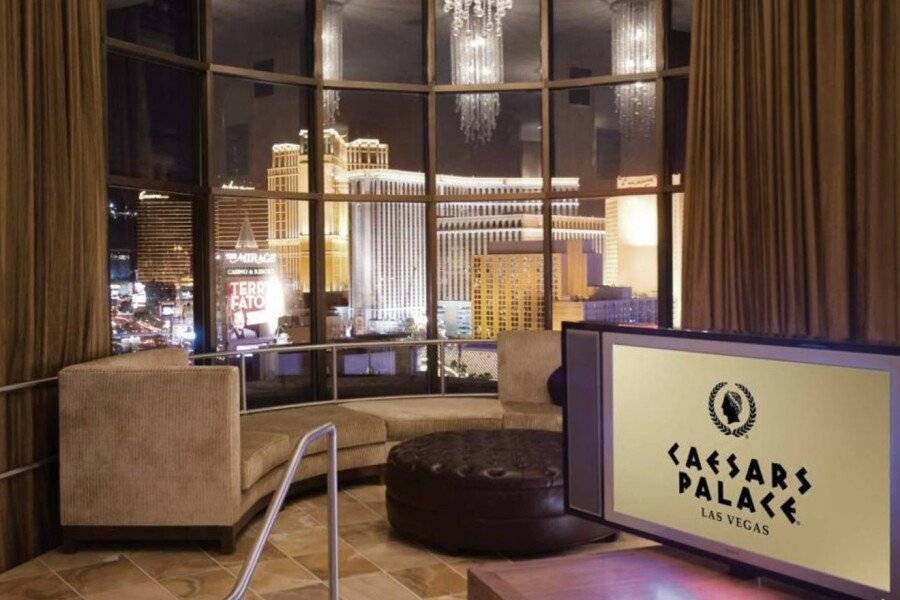 Caesars Palace Hotel & Casino lounge