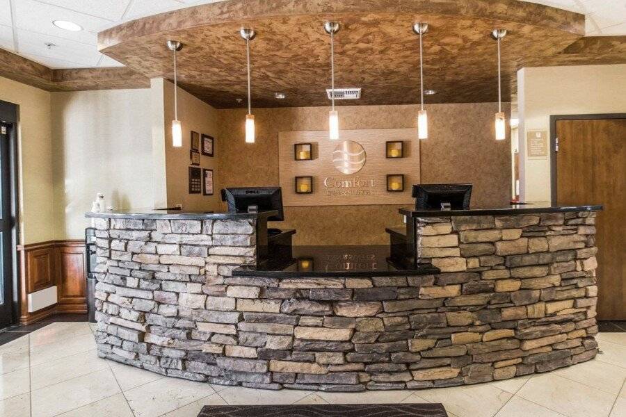 Comfort Inn & Suites Henderson - front desk, lobby, 