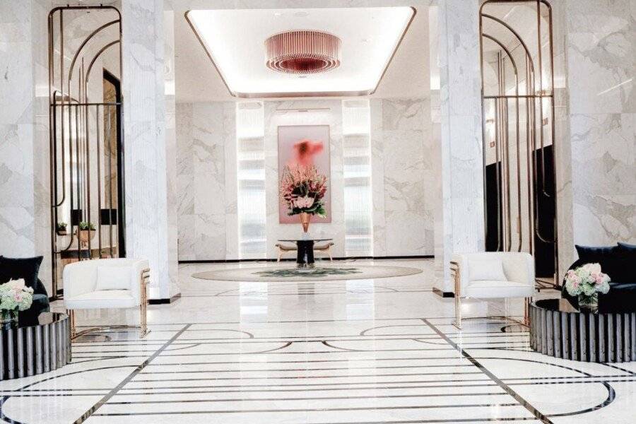 Waldorf Astoria lobby