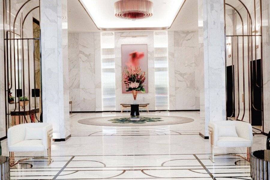 Waldorf Astoria lobby