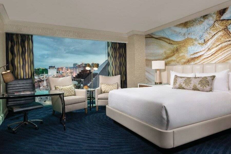 Mandalay Bay hotel bedroom