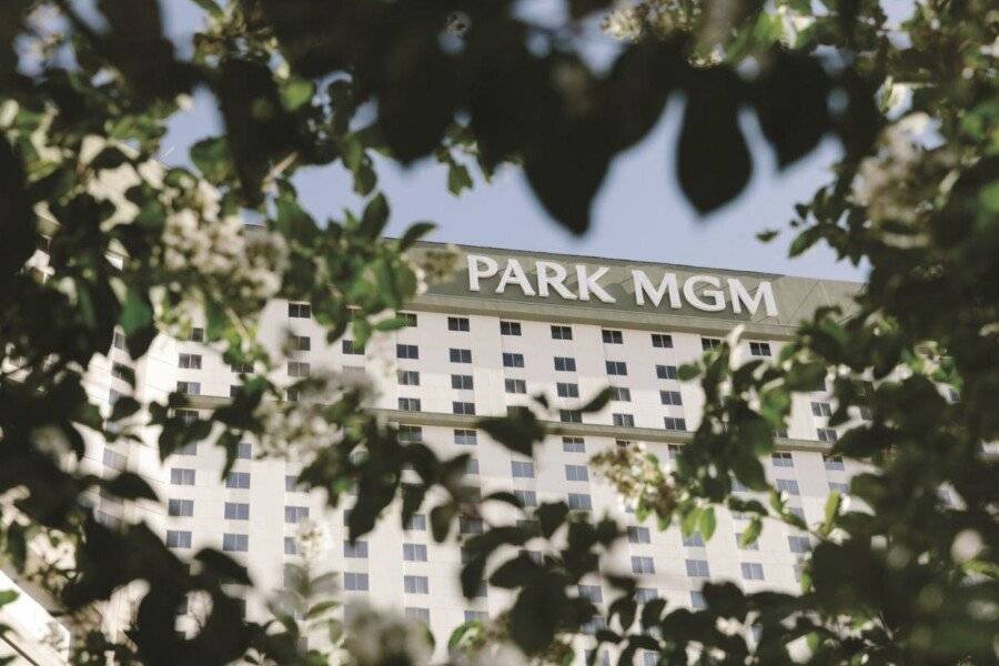 Park MGM facade