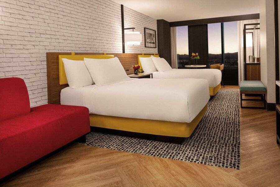 New York-New York hotel bedroom