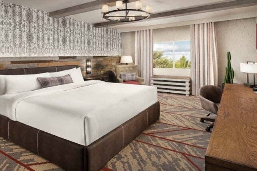 Silverton Casino Lodge - Newly Renovated hotel bedroom