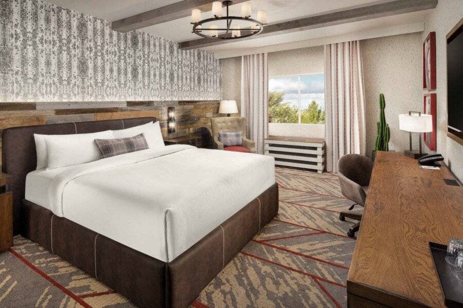 Silverton Casino Lodge - Newly Renovated hotel bedroom