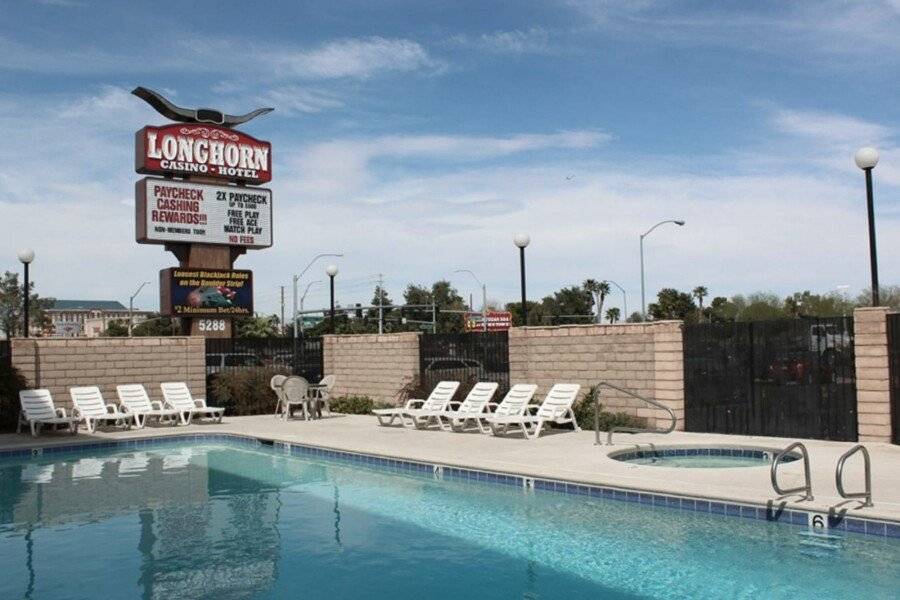 Longhorn Boulder Highway pool,hotel facade