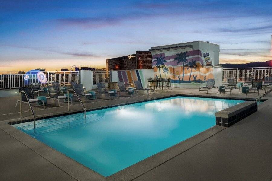 SpringHill Suites by Marriott Convention Center rooftop pool, outdoor pool