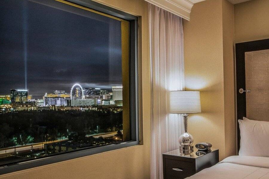 Las Vegas Marriott hotel bedroom,ocean view