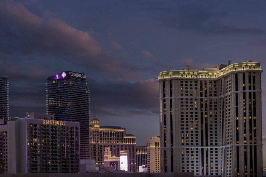 Marriott's Grand Chateau facade