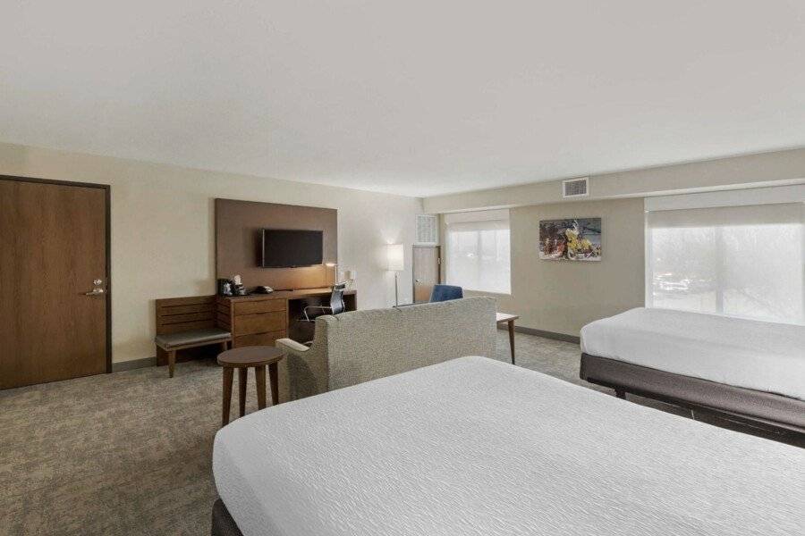 Best Western Plus Henderson Hotel hotel bedroom