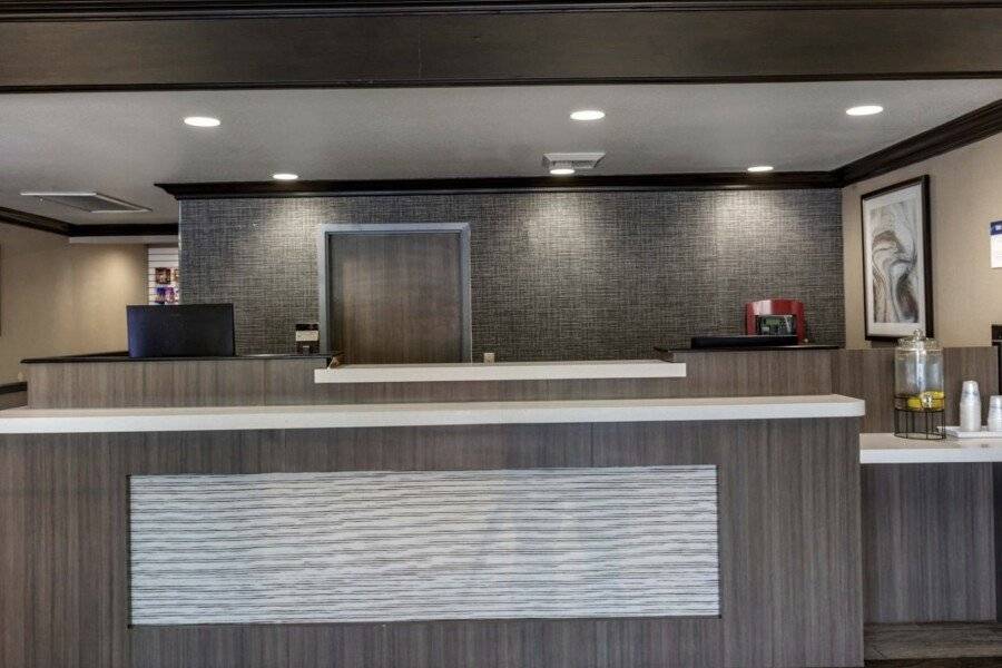 Best Western Plus West front desk, lobby, 