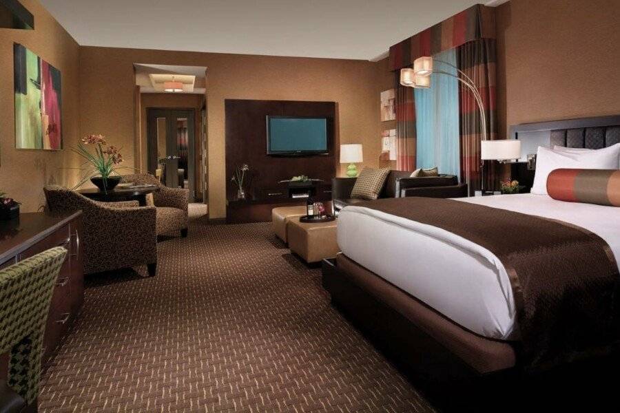 Golden Nugget Hotel & Casino hotel bedroom