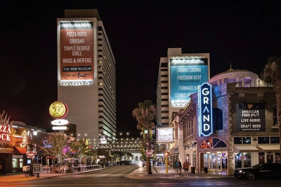 Downtown Grand Hotel & Casino 