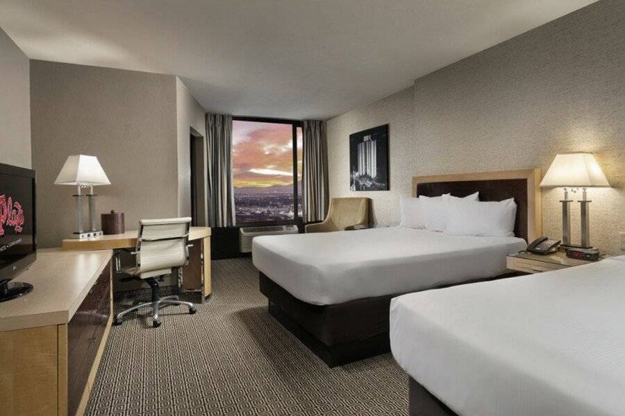 Plaza Hotel & Casino hotel bedroom