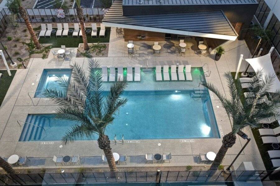 Home2 Suites by Hilton Convention Center - No Resort Fee outdoor pool