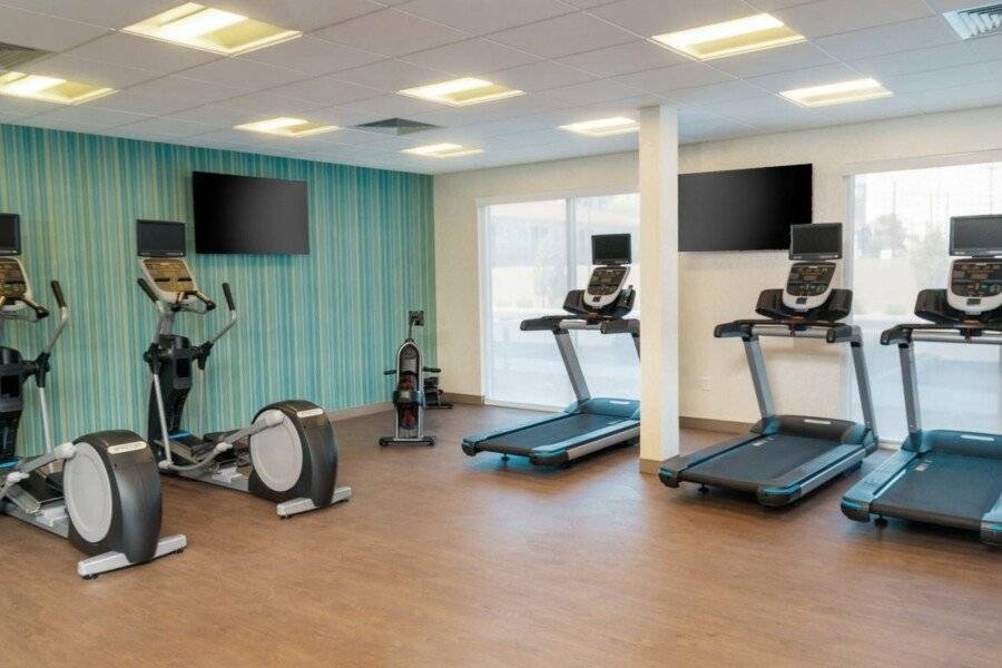 Holiday Inn Express & Suites - - E Tropicana, an IHG Hotel fitness centre