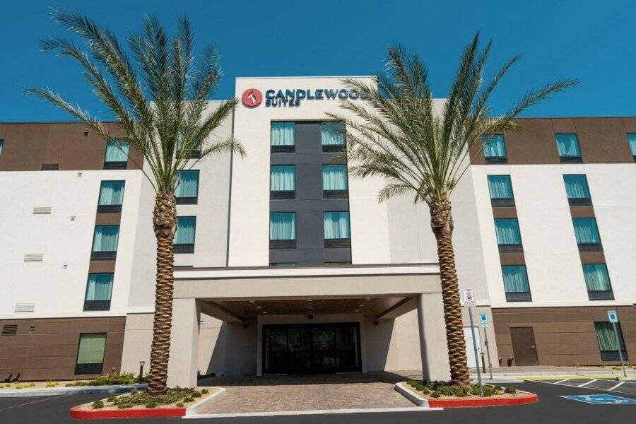 Candlewood Suites - - E Tropicana, an IHG Hotel facade